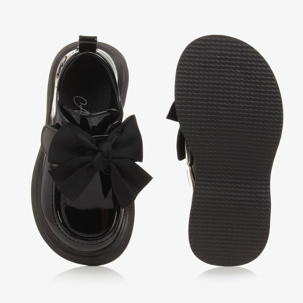 A Dee-حذاء جلد صناعي لامع لون أسود للبنات | Childrensalon