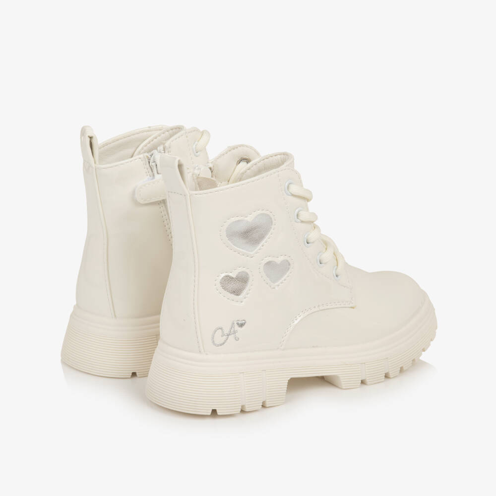 A Dee-Girls Ivory Patent Faux Leather Heart Boots | Childrensalon