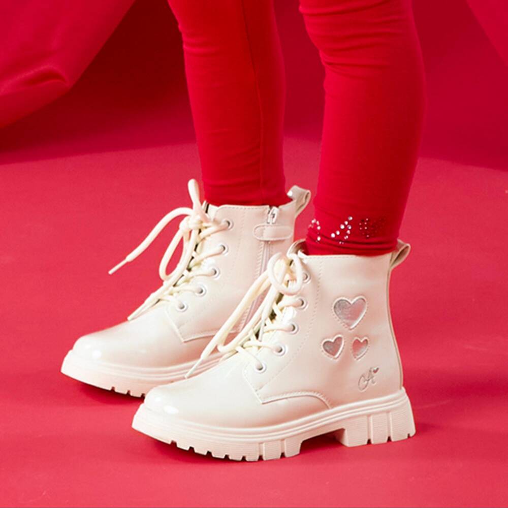 A Dee-Girls Ivory Patent Faux Leather Heart Boots | Childrensalon