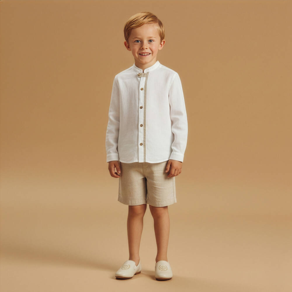 Abuela Tata-طقم قميص وشورت قصير لون أبيض وبيج للأولاد | Childrensalon