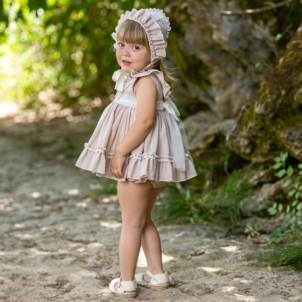Abuela Tata-Girls Beige Cotton Dress Set with Ivory Lace Trim | Childrensalon