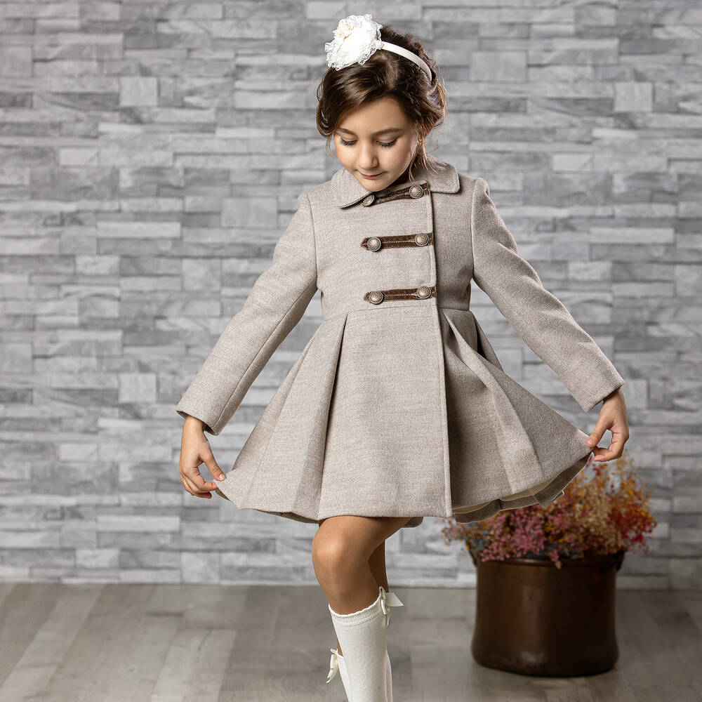 Abuela Tata-Girls Beige Traditional Coat | Childrensalon