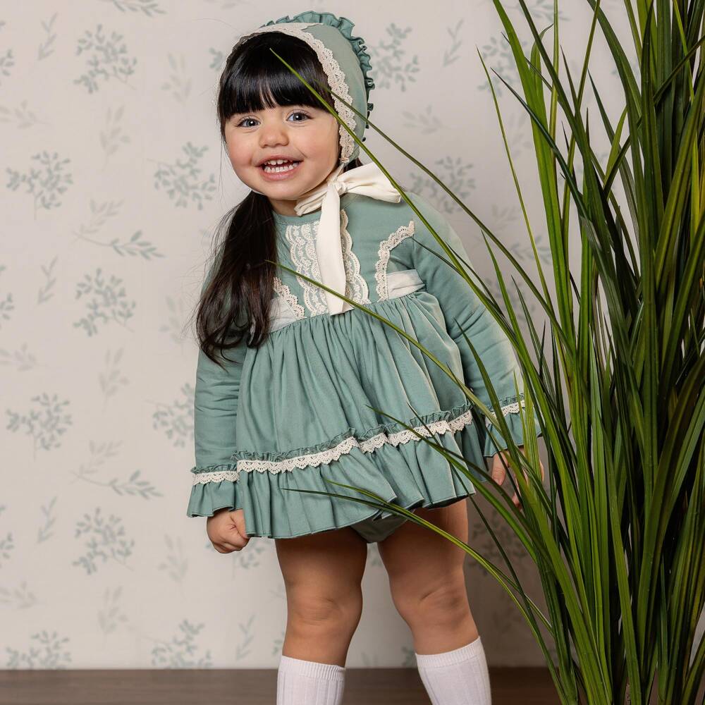Abuela Tata-Girls Green Dress Set with Lace Trims | Childrensalon