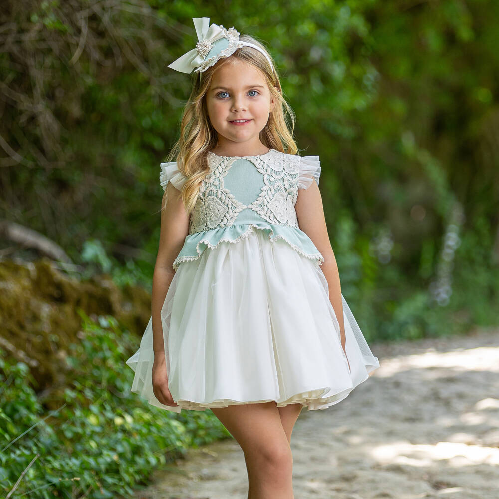 Abuela Tata-Платье зеленое кремово-мятное с кружевной вышивкой для девочек | Childrensalon