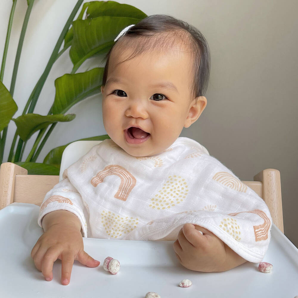 aden + anais-Белые муслиновые салфетки из хлопка для кормления (2шт.) | Childrensalon