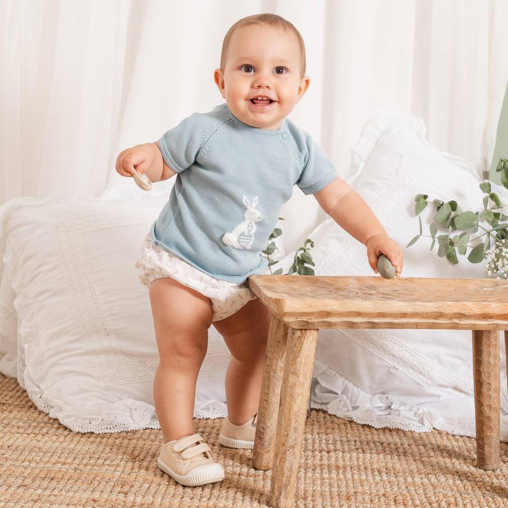 Artesanía Granlei-Baby Boys Green & White Shorts Set with Rabbit Motif | Childrensalon