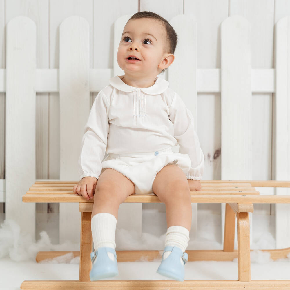 Artesanía Granlei-Baby Boys Ivory Cotton Shorts Set with Peter Pan Collar | Childrensalon