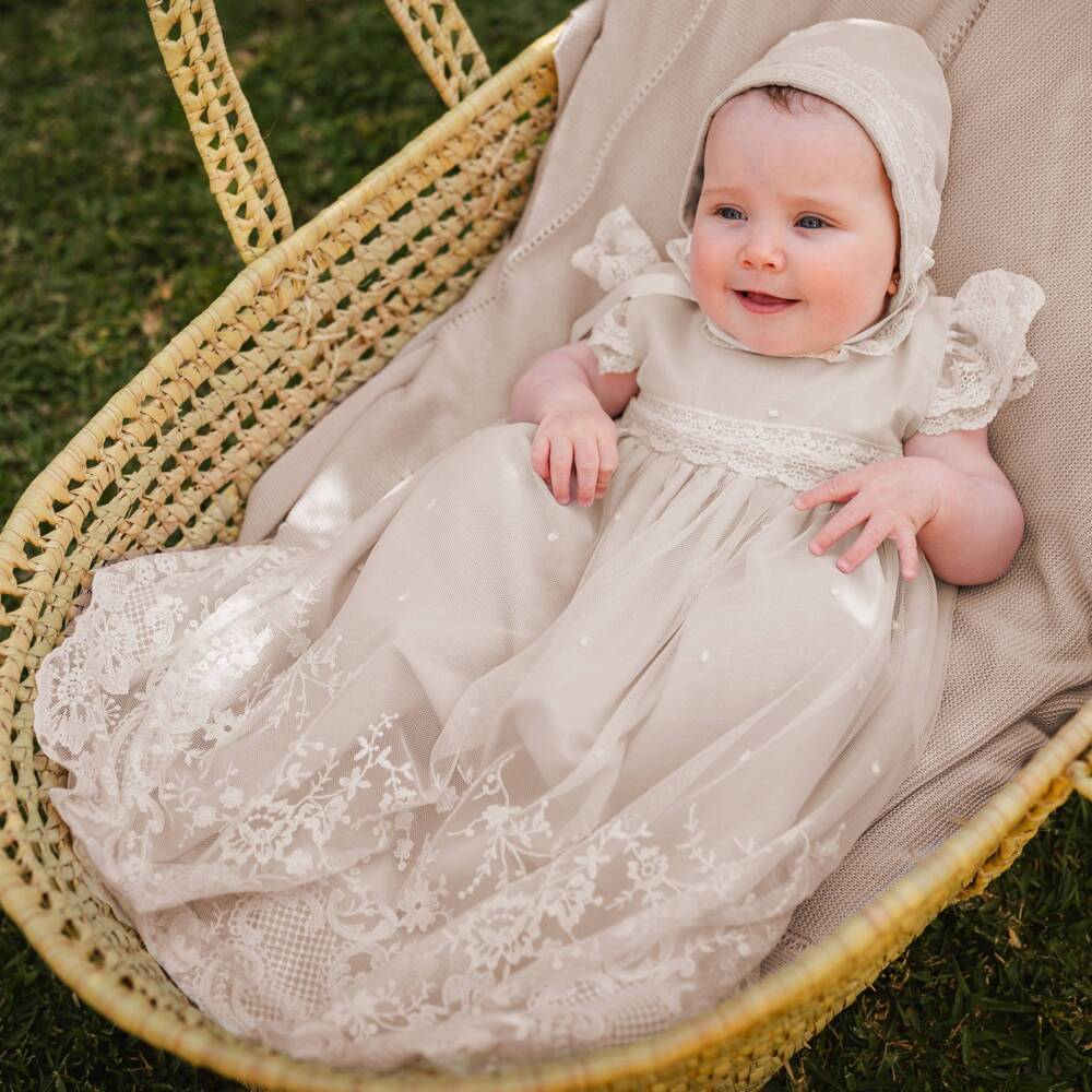Artesanía Granlei-Baby Girls Beige Ceremony Dress & Bonnet Set | Childrensalon