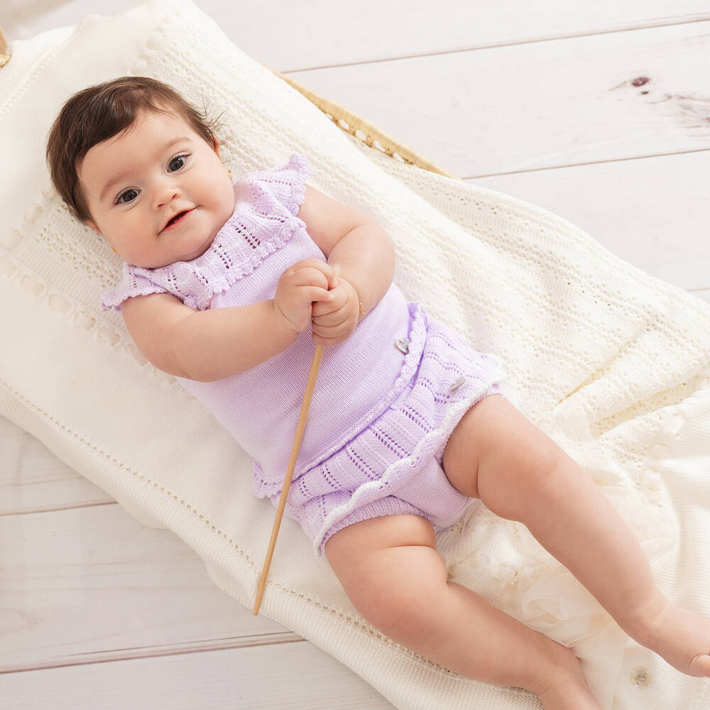 Artesanía Granlei-Baby Girls Lilac Knit Shorts Set with Scallop Trim | Childrensalon