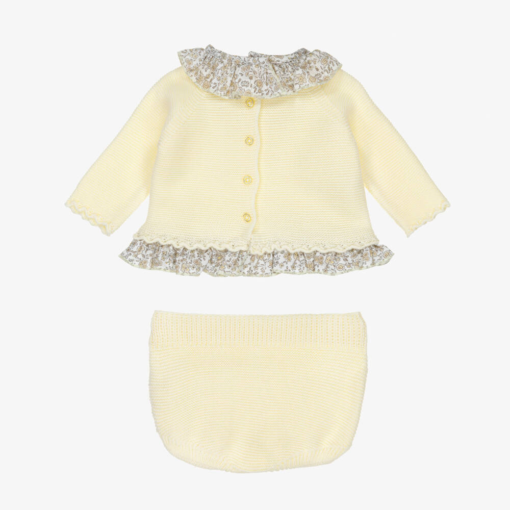 Artesanía Granlei-Baby Girls Yellow Knitted Shorts Set with Floral Trim | Childrensalon