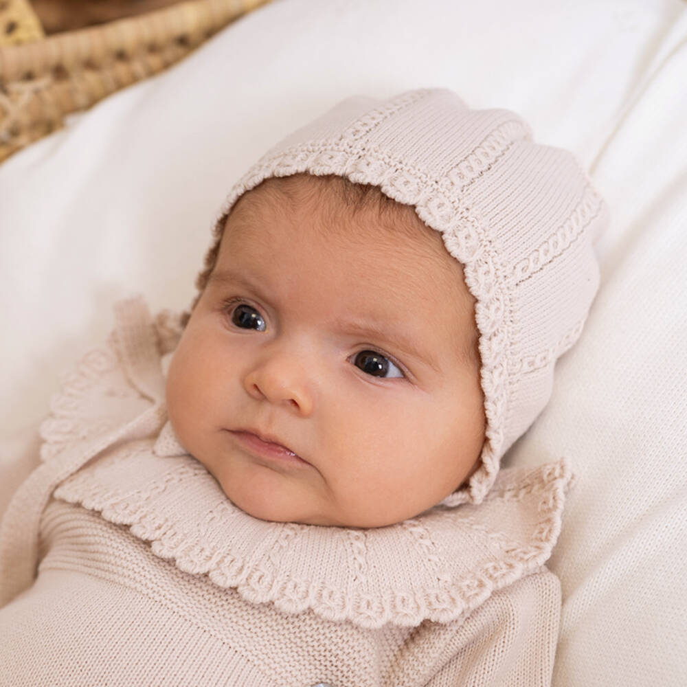 Artesanía Granlei-Beige Knitted Baby Bonnet | Childrensalon