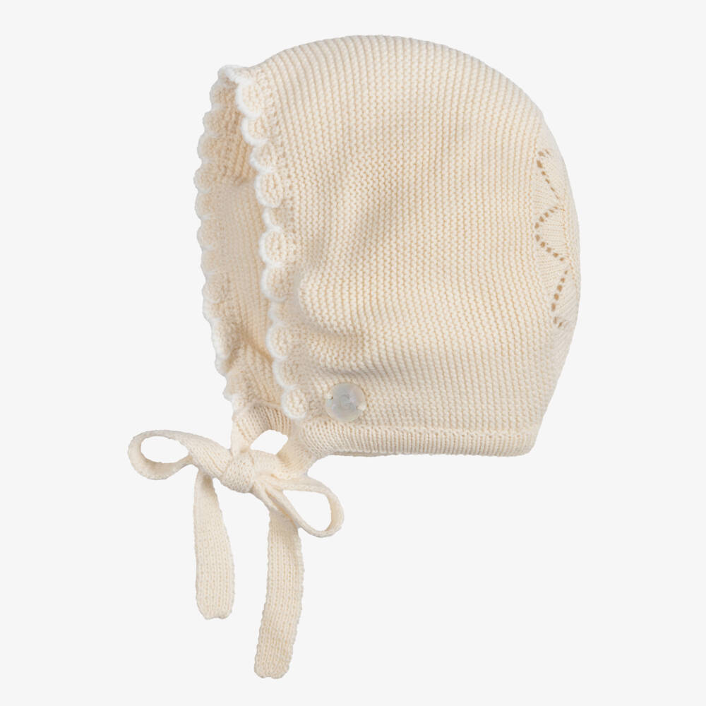 Artesanía Granlei-Beige Knitted Baby Bonnet with Scalloped Trim | Childrensalon