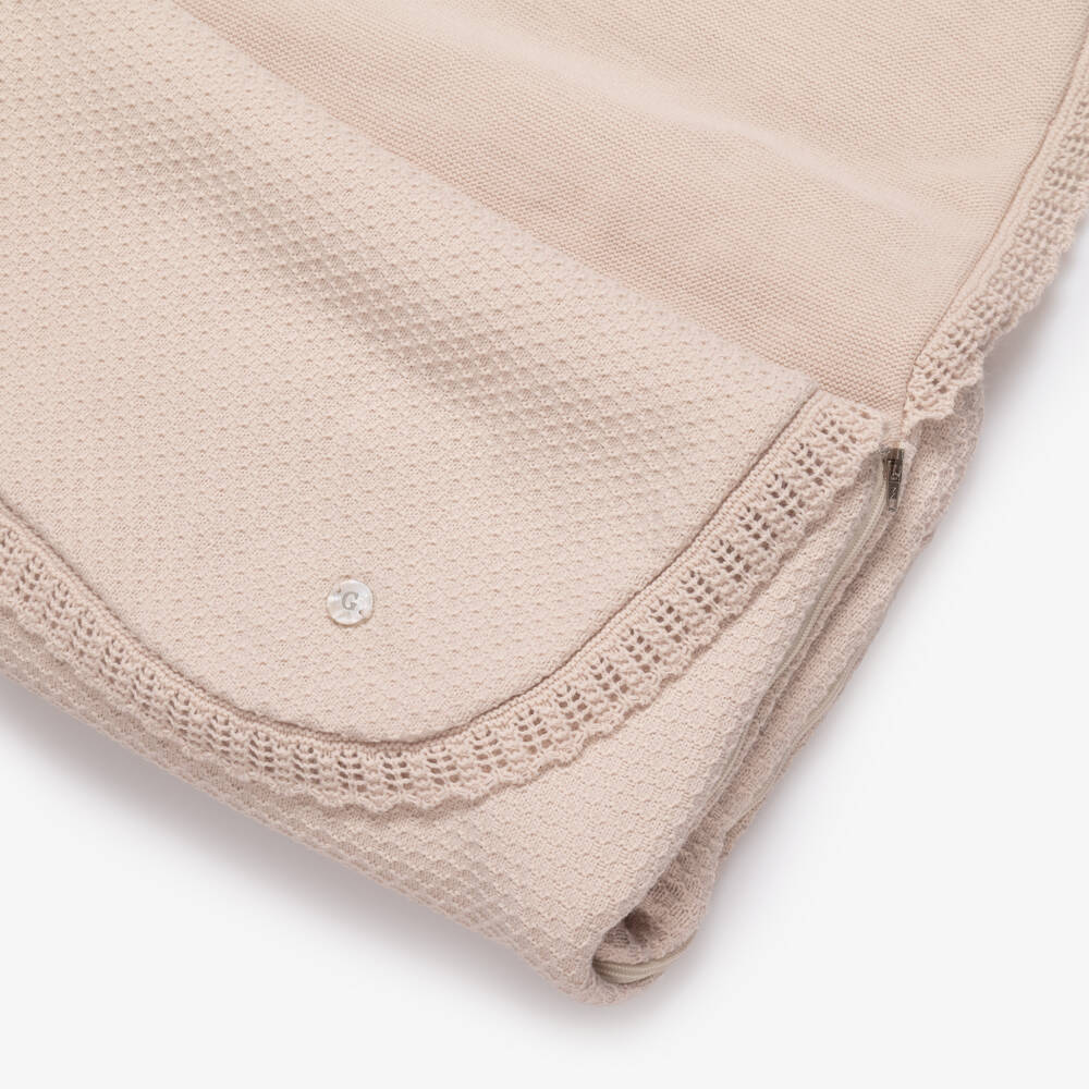 Artesanía Granlei-Beige Knitted Baby Nest with Lace Trim (71cm) | Childrensalon