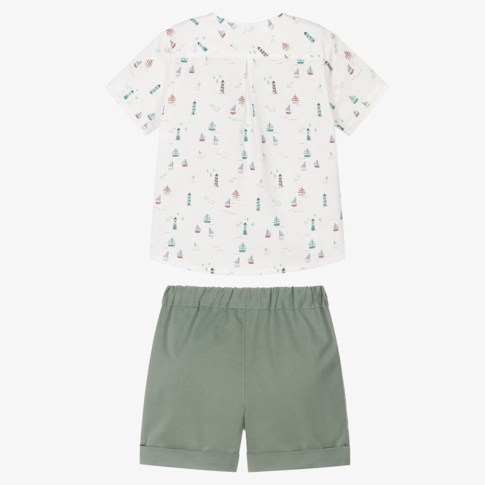 Artesanía Granlei-Boys Sage Green Cotton Shorts Set with Sail Boat Print | Childrensalon