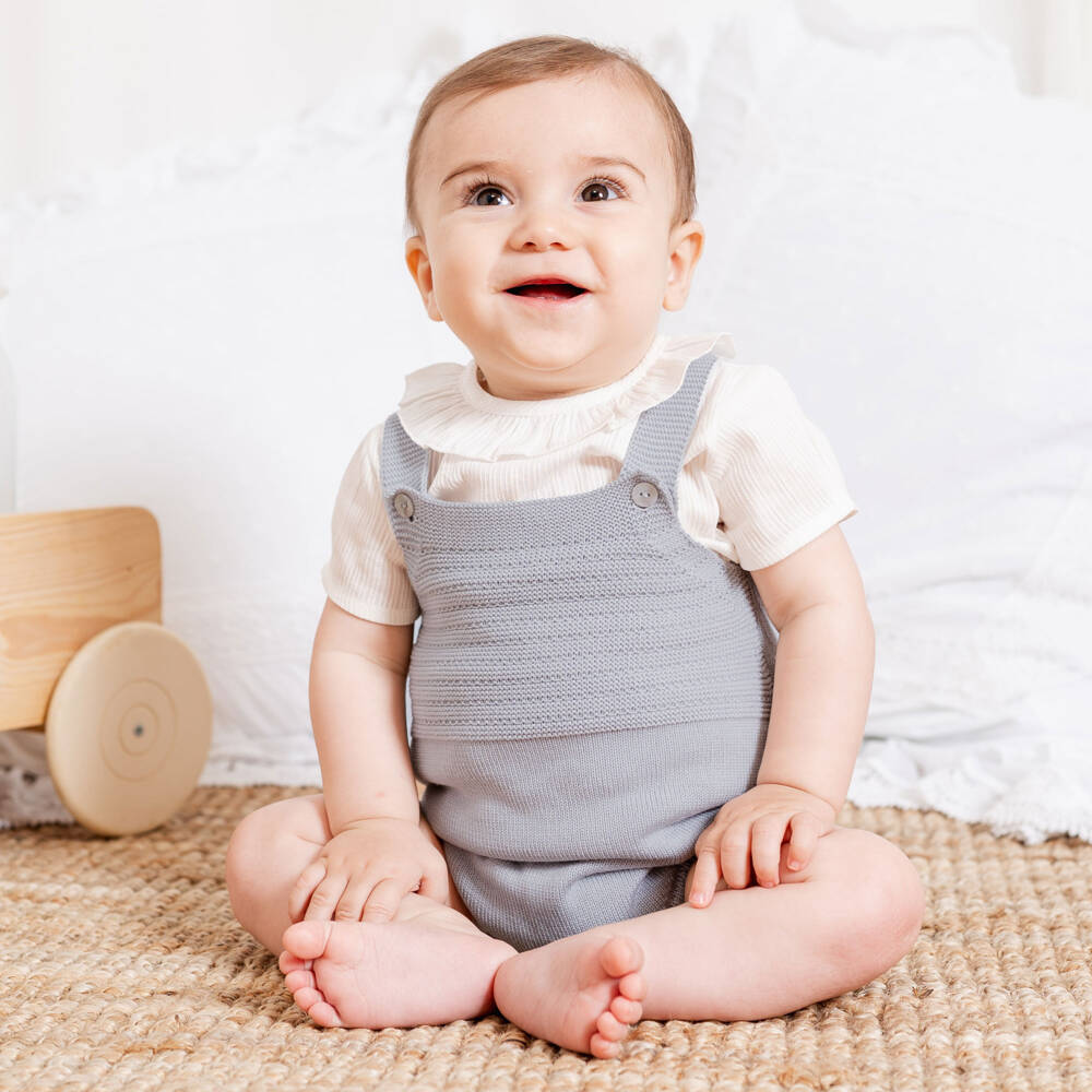 Artesanía Granlei-Boys White & Grey Knitted Babysuit Set | Childrensalon