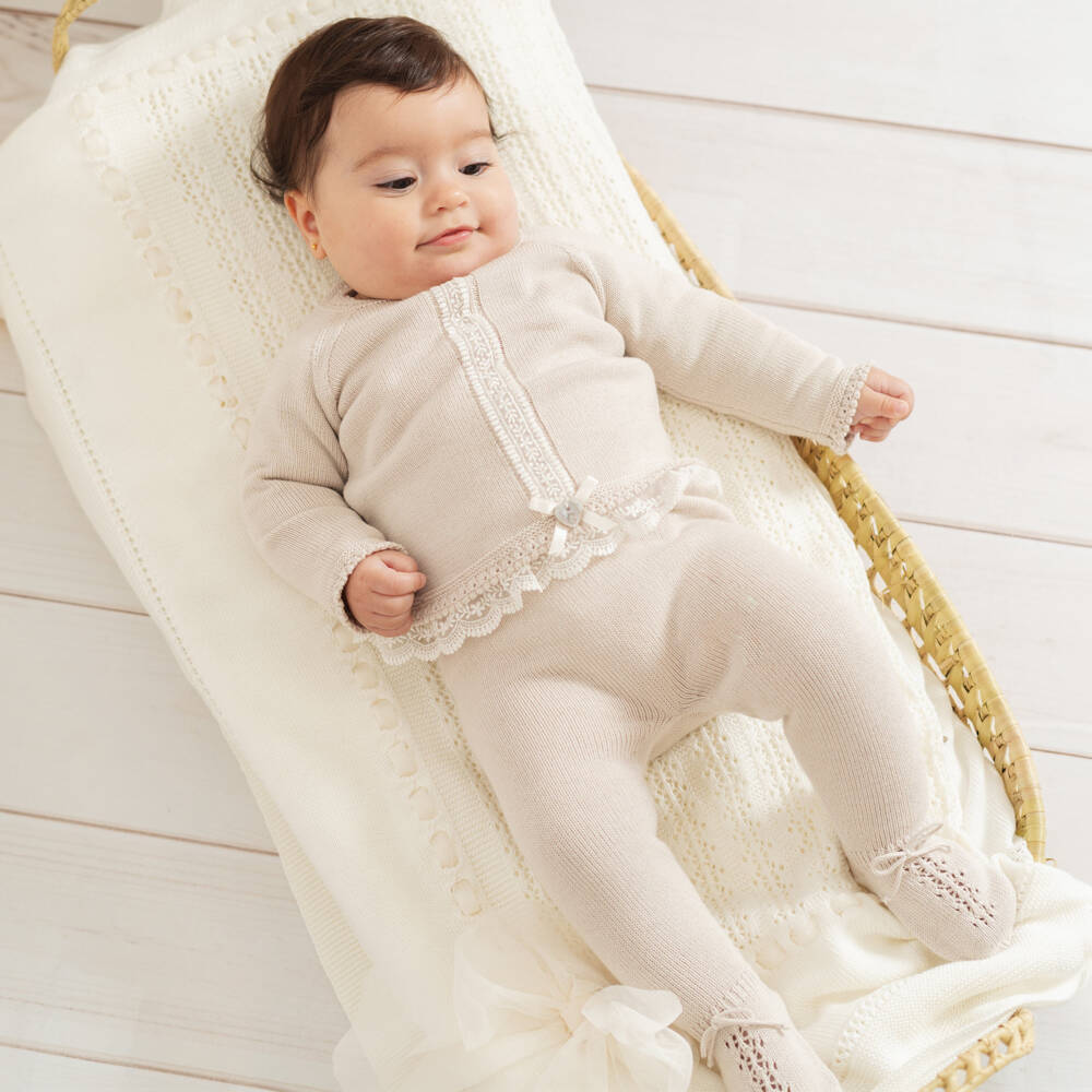 Artesanía Granlei-Ivory Knitted Baby Blanket with Tulle Bow (110cm) | Childrensalon
