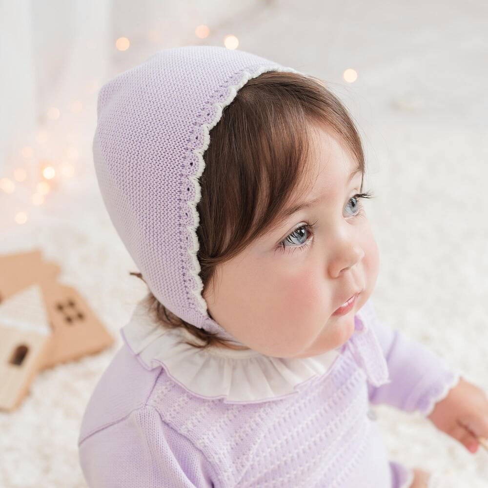 Artesanía Granlei-Lavender Knitted Baby Bonnet with Scalloped Trim | Childrensalon