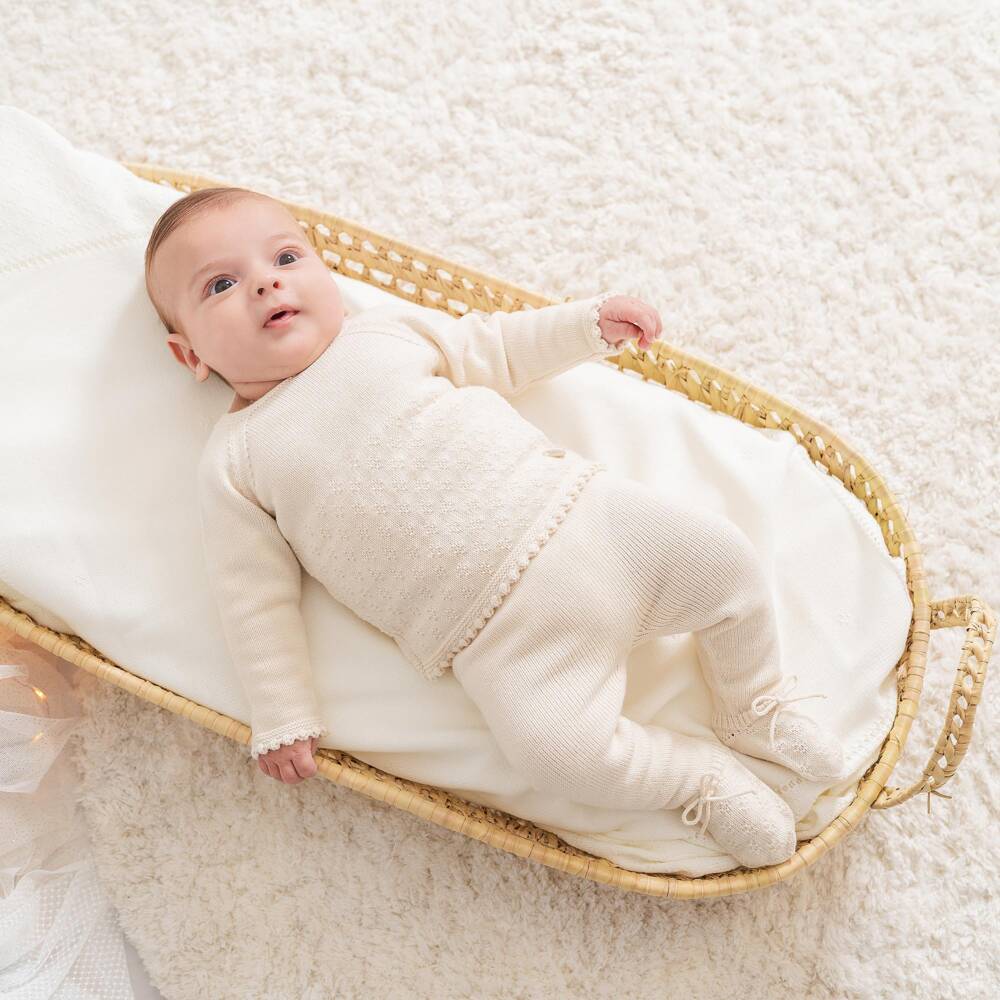 Artesanía Granlei-Pale Beige Patterned Knit 2 Piece Babygrow | Childrensalon