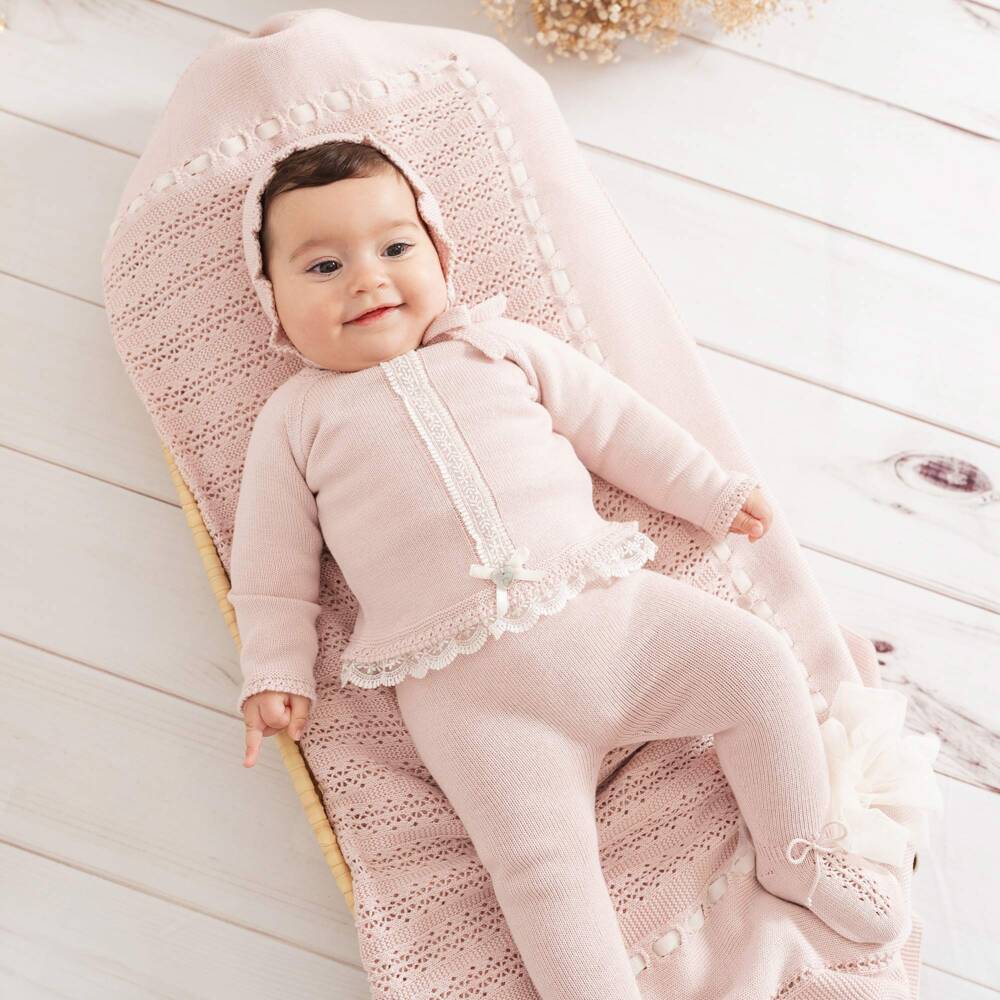 Artesanía Granlei-Pink Knitted Baby Blanket with Tulle Bow (110cm) | Childrensalon
