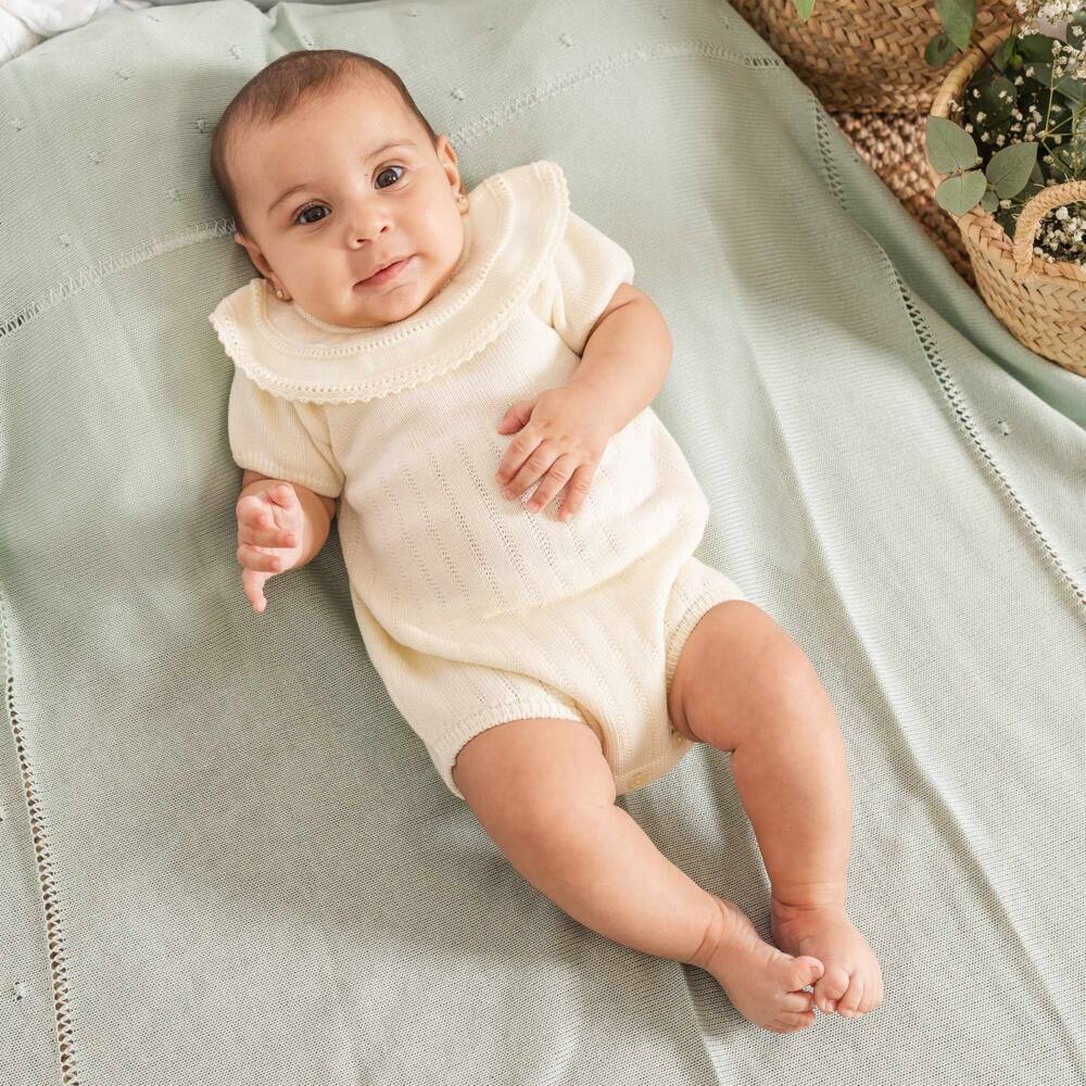 Artesanía Granlei-Yellow Knitted Shortie with Scalloped Collar | Childrensalon