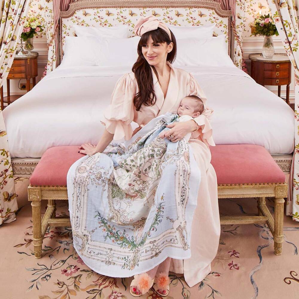 Atelier Choux Paris-White & Blue Tapestry Swaddle (97cm) | Childrensalon