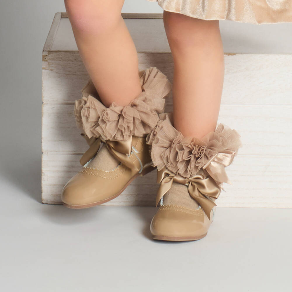 Beau KiD-Бежевые хлопковые носки с рюшами и бантиками | Childrensalon