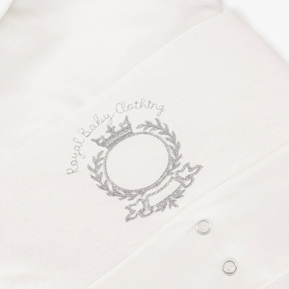 Beau KiD-بيبي نيست مطرز بشعار رويال بيبي مزيج قطن لون عاجي للاطفال | Childrensalon