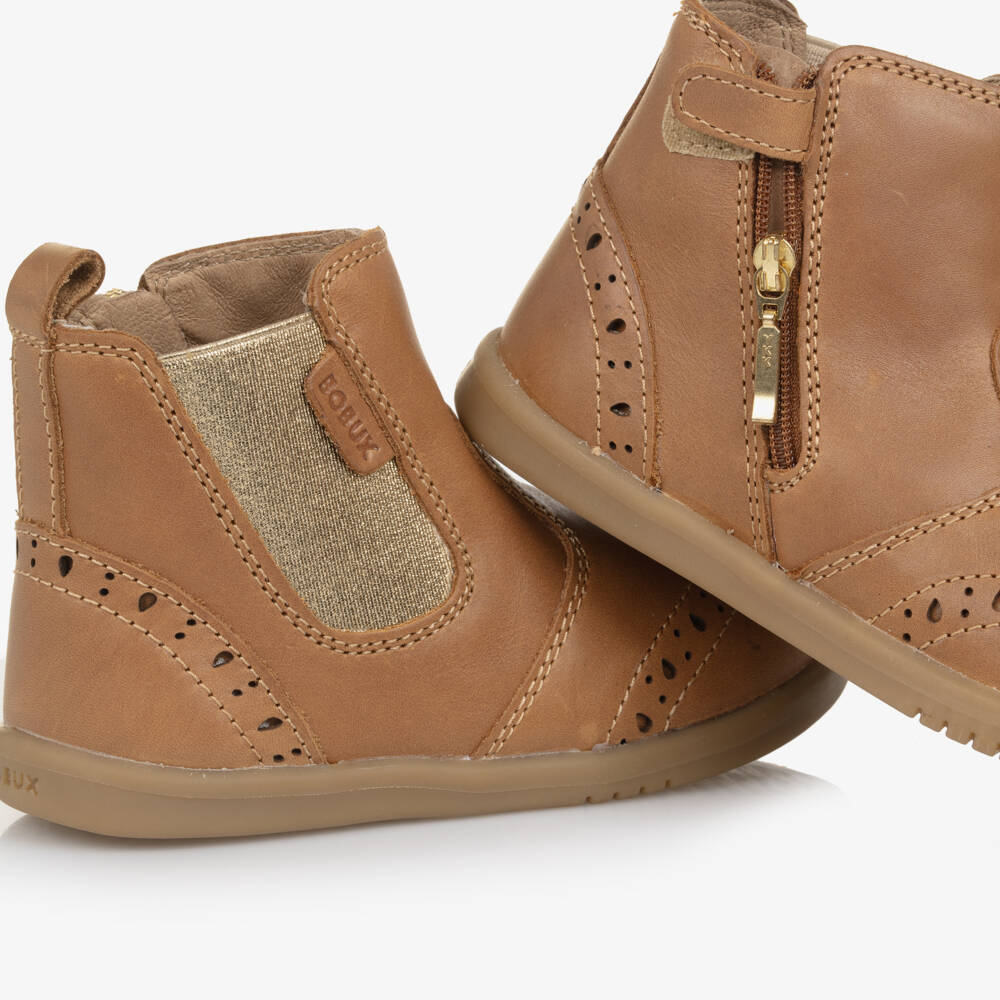 Bobux ЯИду-Ботинки Челси карамельно-коричневые кожаные для девочек | Childrensalon