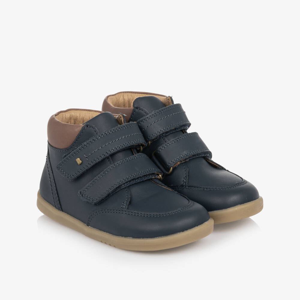 Bobux Совершенствуйтесь-Toddler Boys First Walker Boots in Navy Blue Leather | Childrensalon