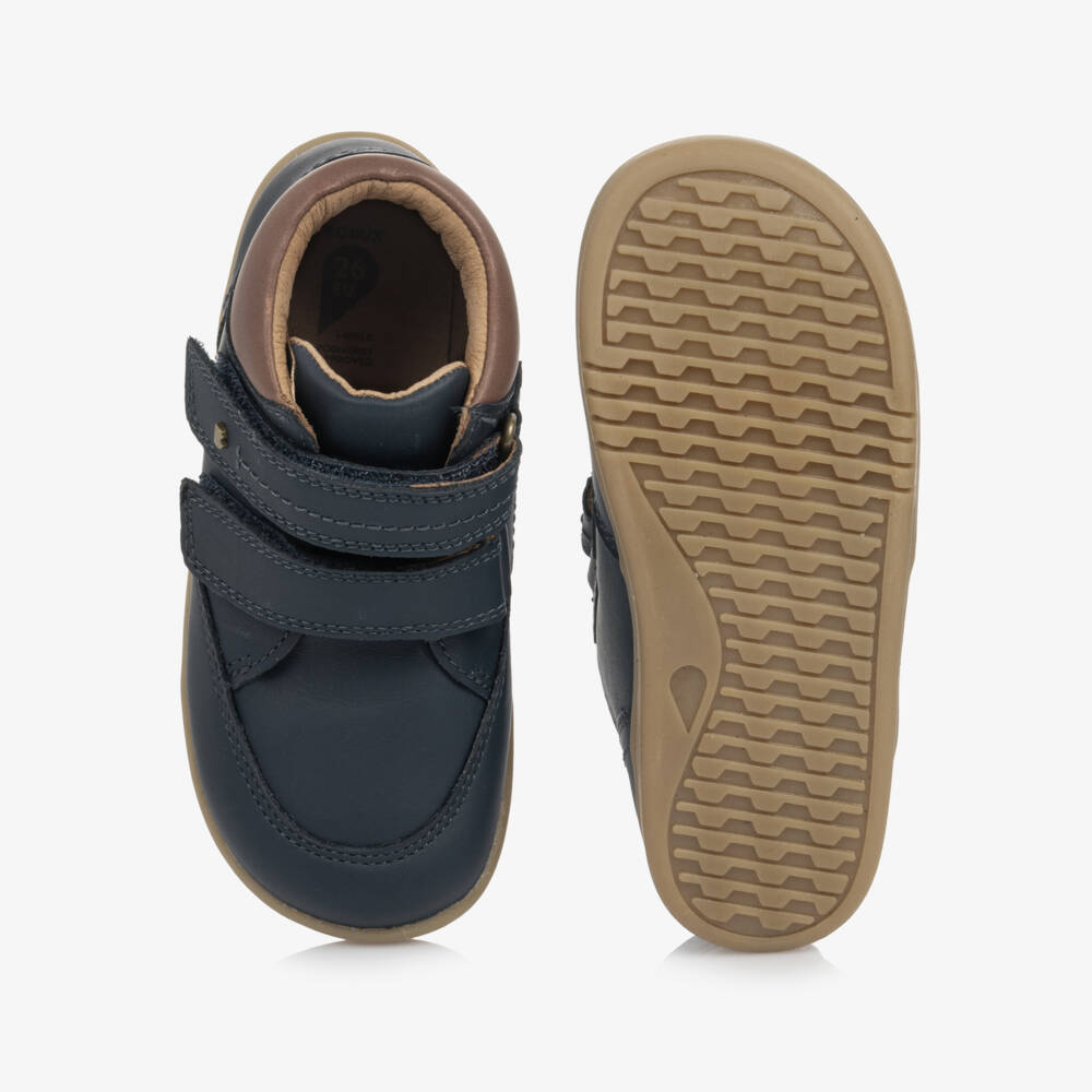 Bobux Совершенствуйтесь-Toddler Boys First Walker Boots in Navy Blue Leather | Childrensalon