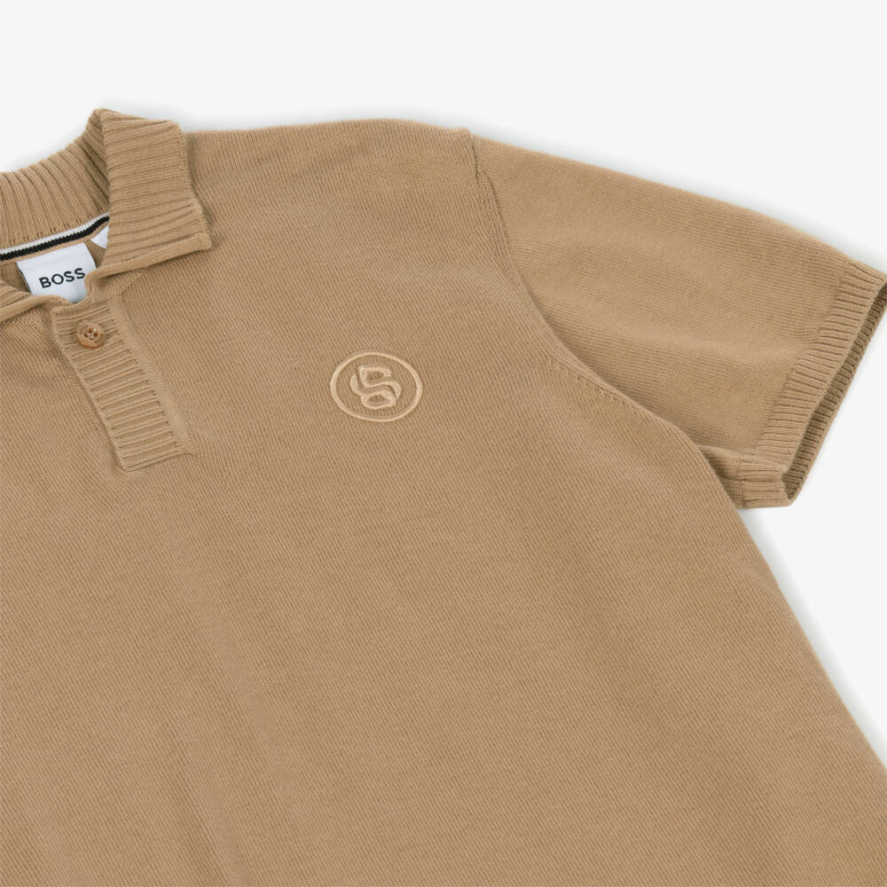 BOSS-تيشيرت بولو بشعار Double B قطن لون بيج للأولاد | Childrensalon
