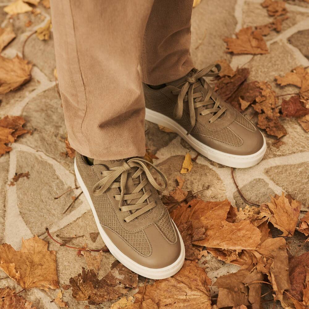 BOSS-Boys Beige Monogram-Embossed Leather Trainers | Childrensalon