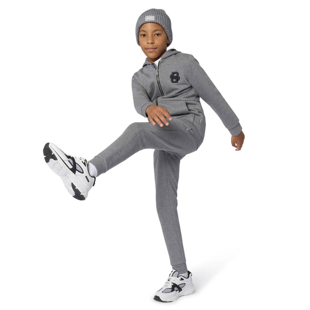 BOSS-Джоггеры серые из хлопкового трикотажа для мальчиков | Childrensalon