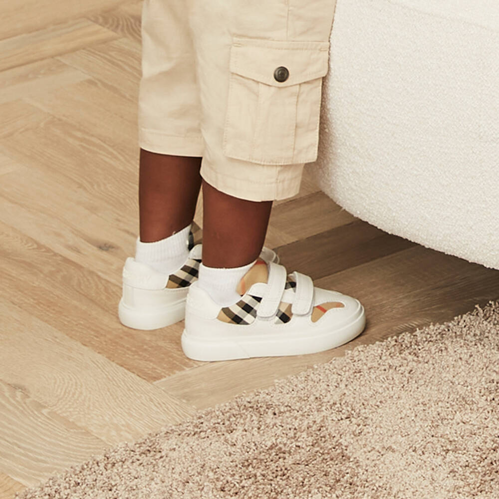 Burberry-White & Beige Check Leather Trainers With Velcro | Childrensalon
