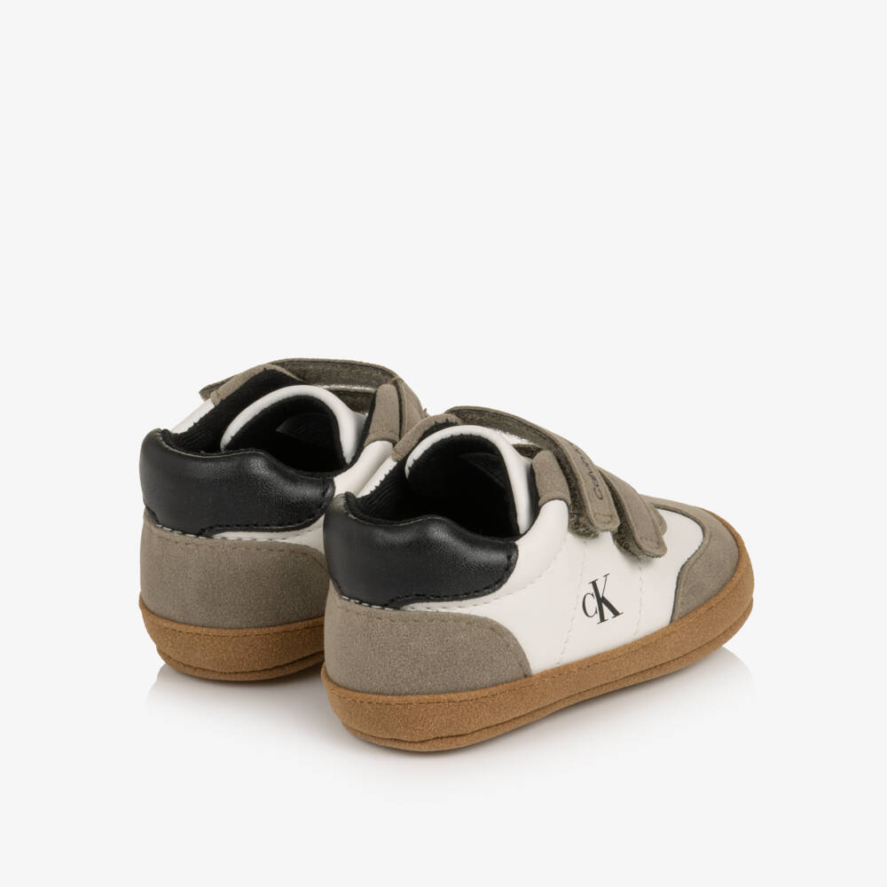 Calvin Klein-Baby Boys White & Beige CK Logo Pre-Walkers Trainers | Childrensalon