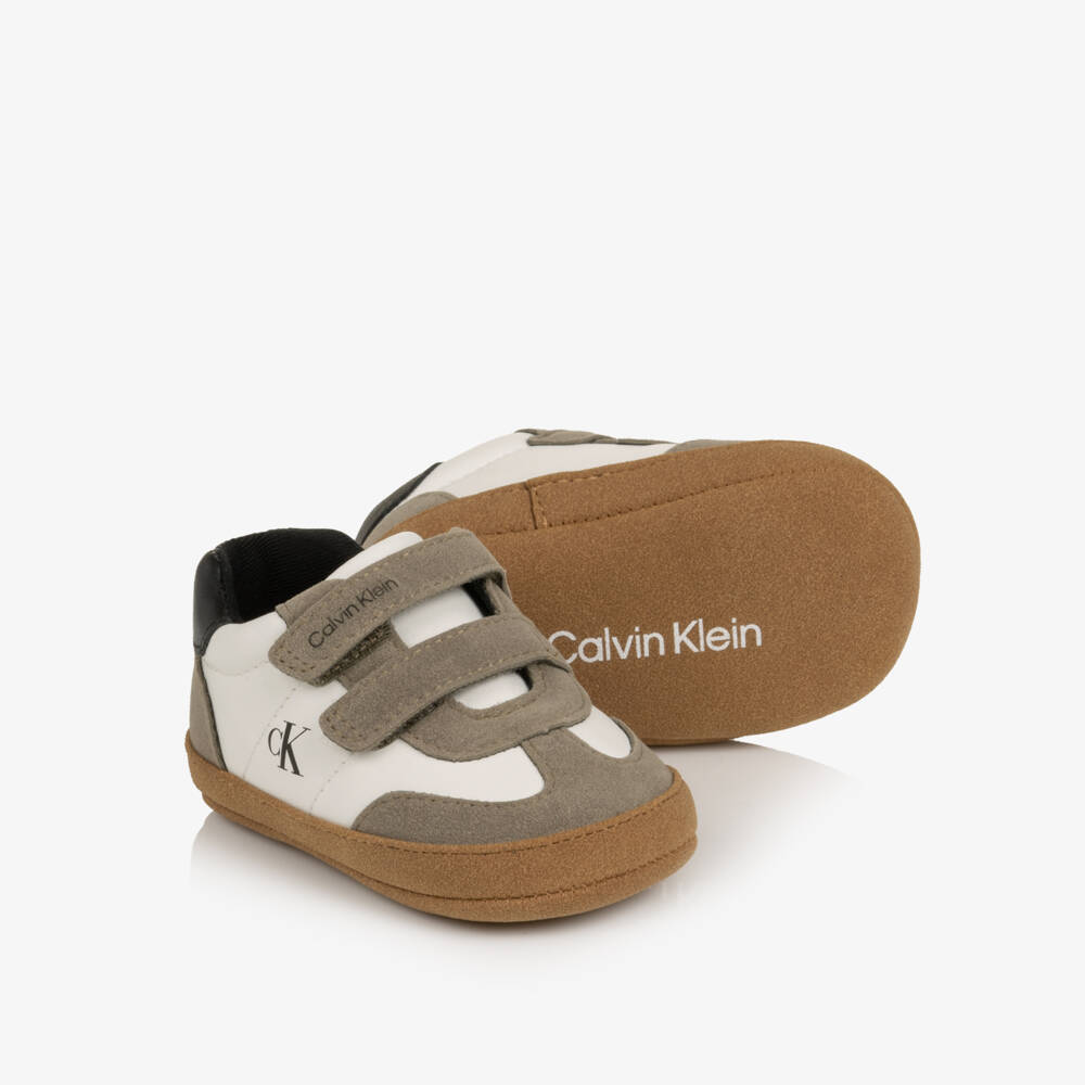Calvin Klein-Baby Boys White & Beige CK Logo Pre-Walkers Trainers | Childrensalon
