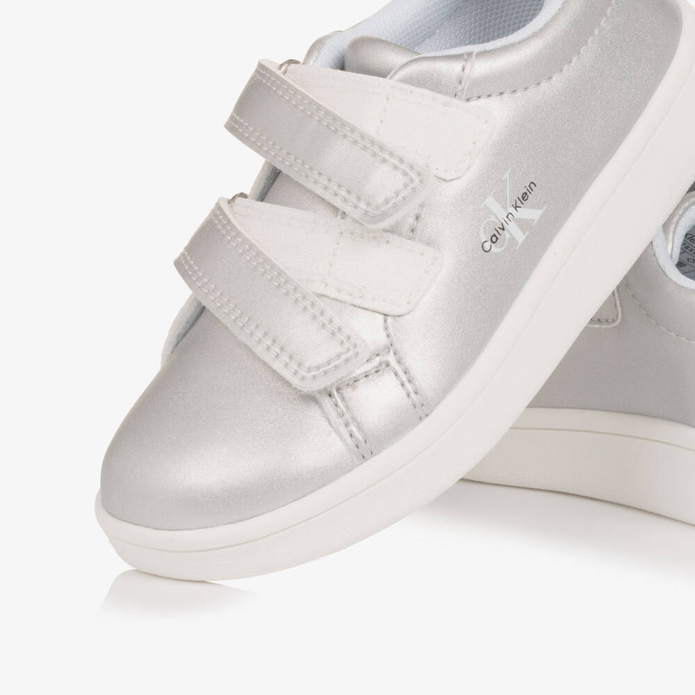 Calvin Klein-Кроссовки серебристые из искусственной кожи на липучках для девочек | Childrensalon