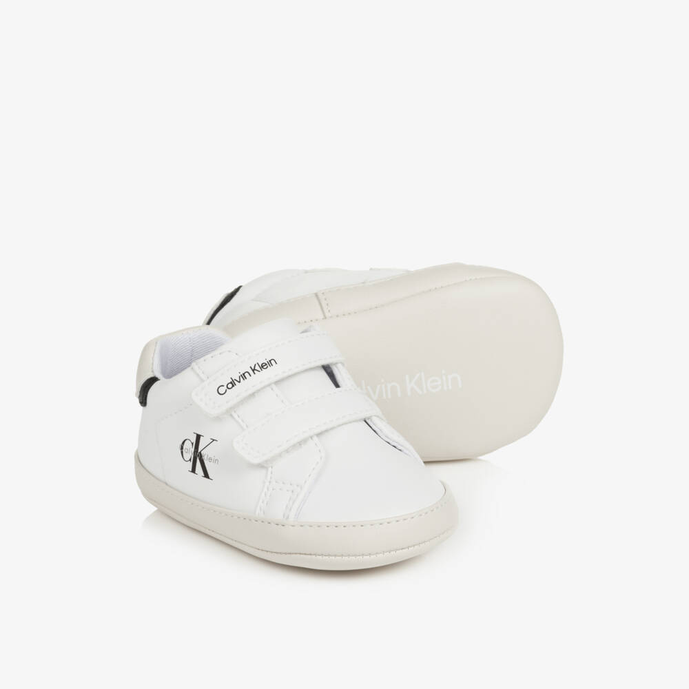 Calvin Klein-White Logo Baby Pre-Walker Trainers with Velcro | Childrensalon