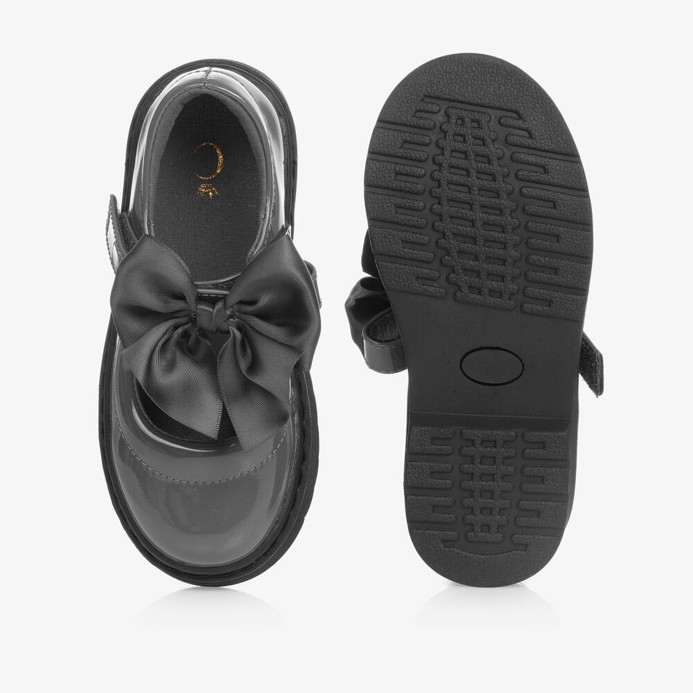 Caramelo Kids-Girls Grey Patent Bow Shoes | Childrensalon