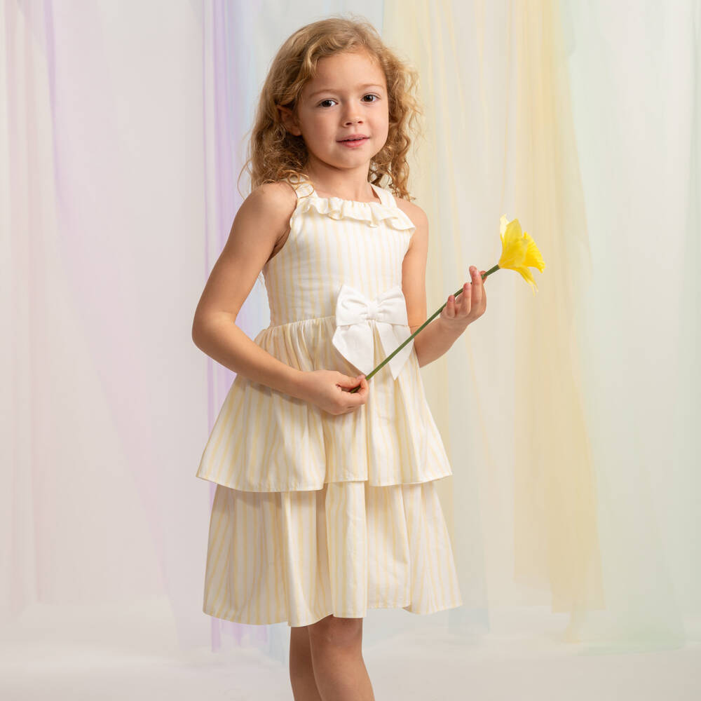 Caramelo Kids-Платье желто-белое в полоску из хлопка с заколкой для девочек | Childrensalon