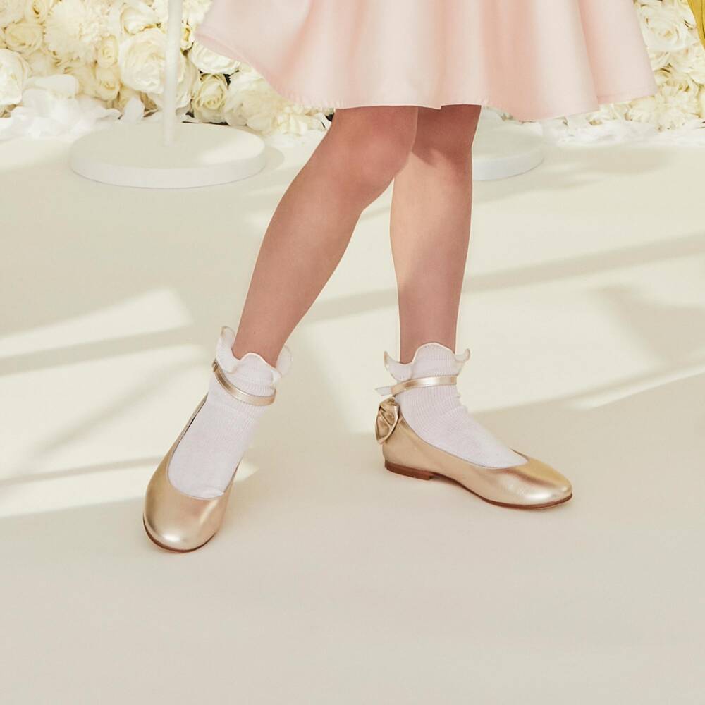 Children's Classics-Girls Gold Leather Shoes | Childrensalon
