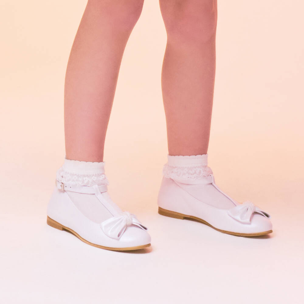 Children's Classics-Girls White Leather Shoes | Childrensalon