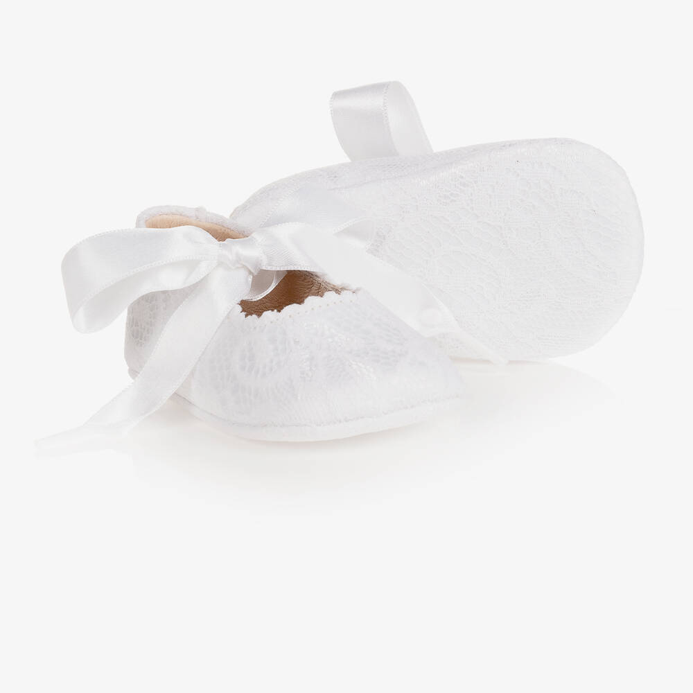 Children's Classics-White Lace Pre-Walker Shoes | Childrensalon