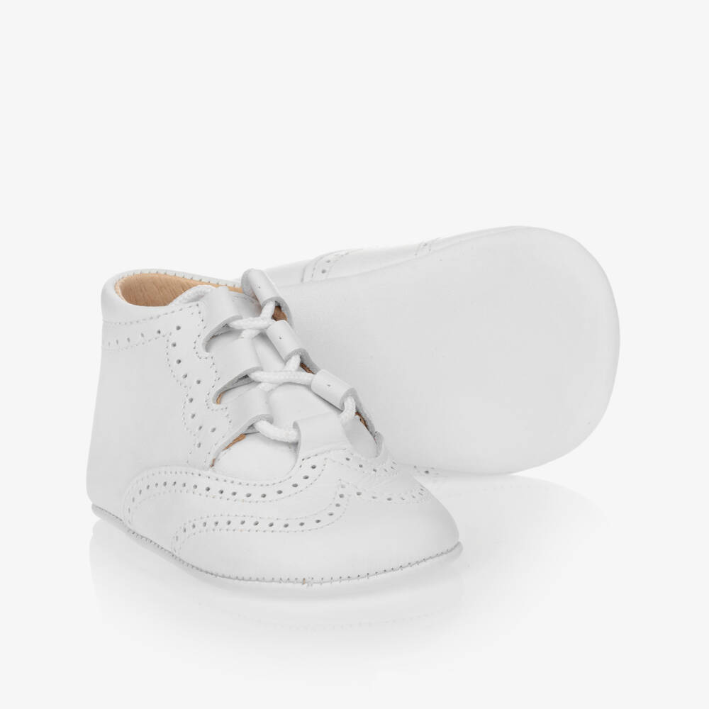 Children's Classics-White Leather Pre-Walker Brogue Shoes | Childrensalon