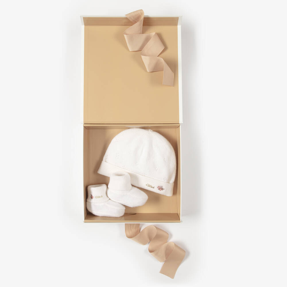 Chloé-Baby Girls Ivory Knitted Hat & Booties Set | Childrensalon