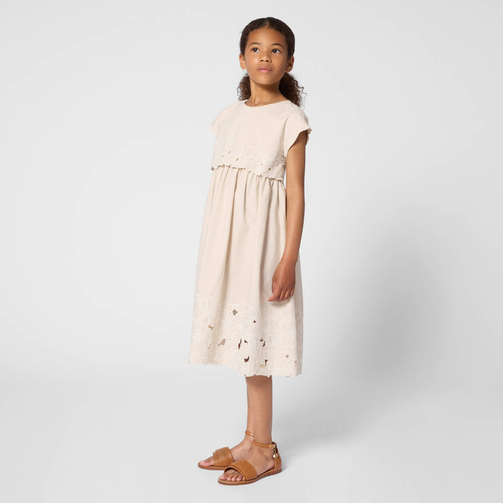 Chloé-Girls Beige Cotton Floral Embroidered Dress | Childrensalon