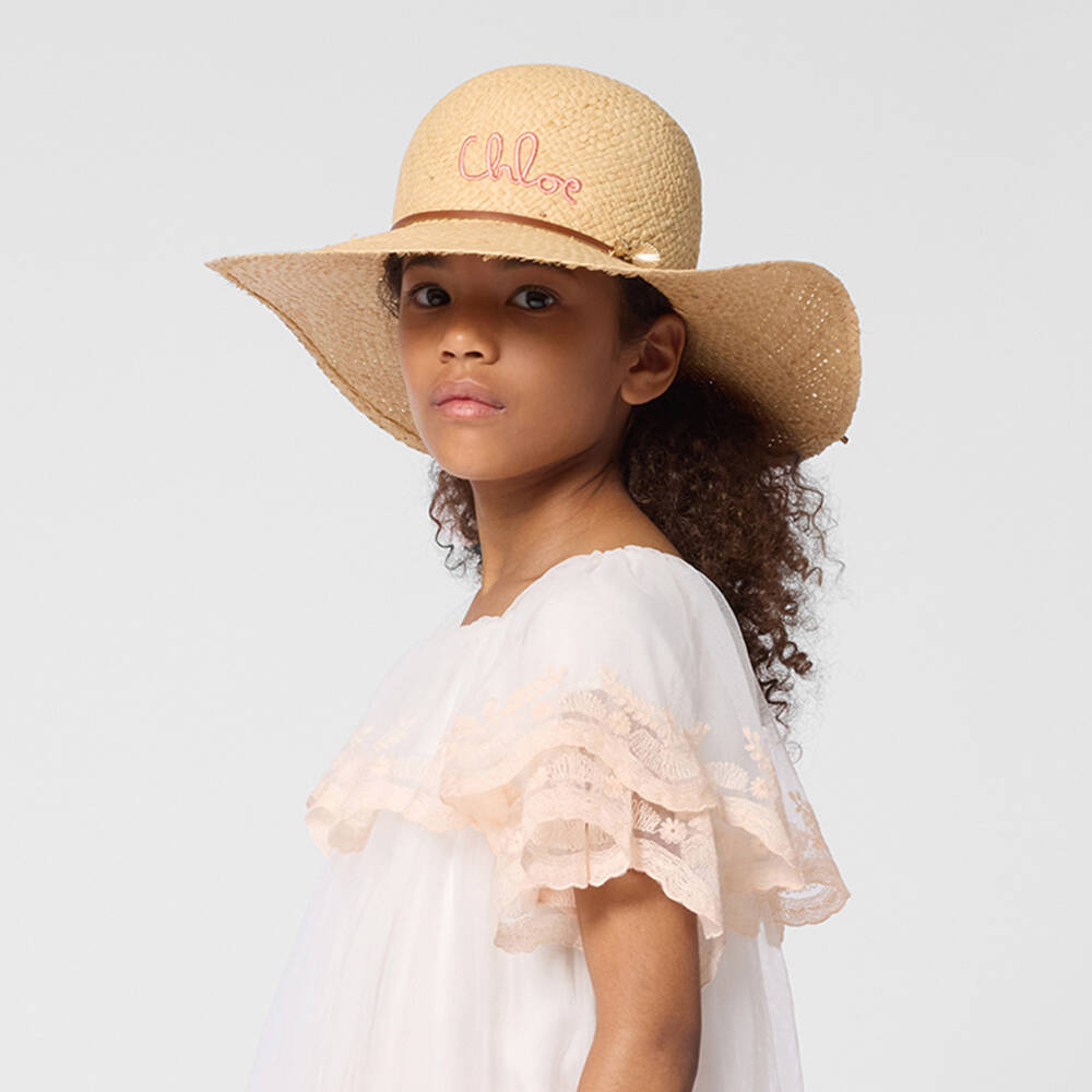 Chloé-Girls Beige Straw Hat with Embroidered Logo | Childrensalon