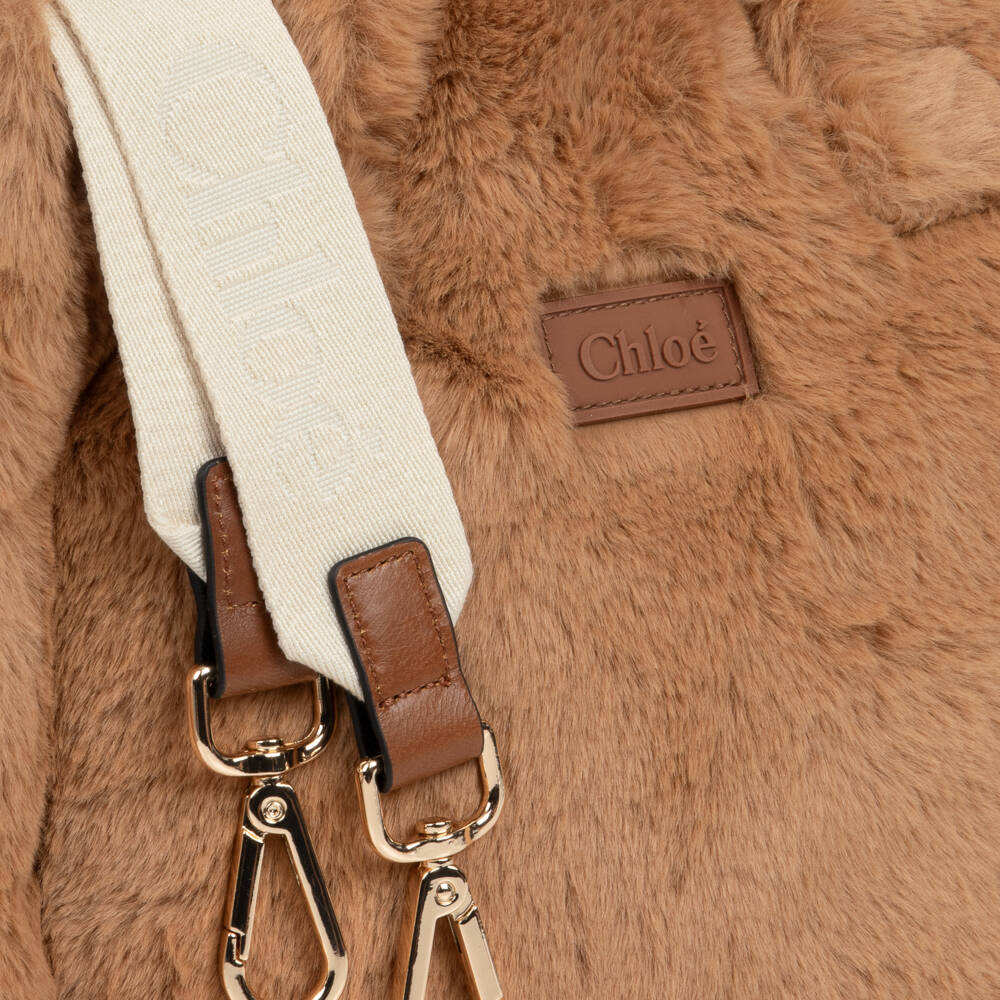 Chloé-Girls Caramel Brown Faux Fur Handbag (26cm) | Childrensalon