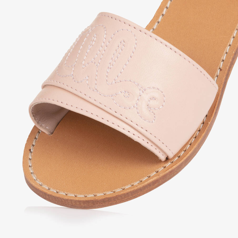 Chloé-Girls Pale Pink Leather Sandals with Seashells Charm | Childrensalon