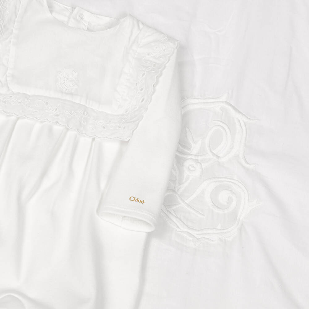 Chloé-White Embroidered Babygrow & Blanket Gift Set | Childrensalon
